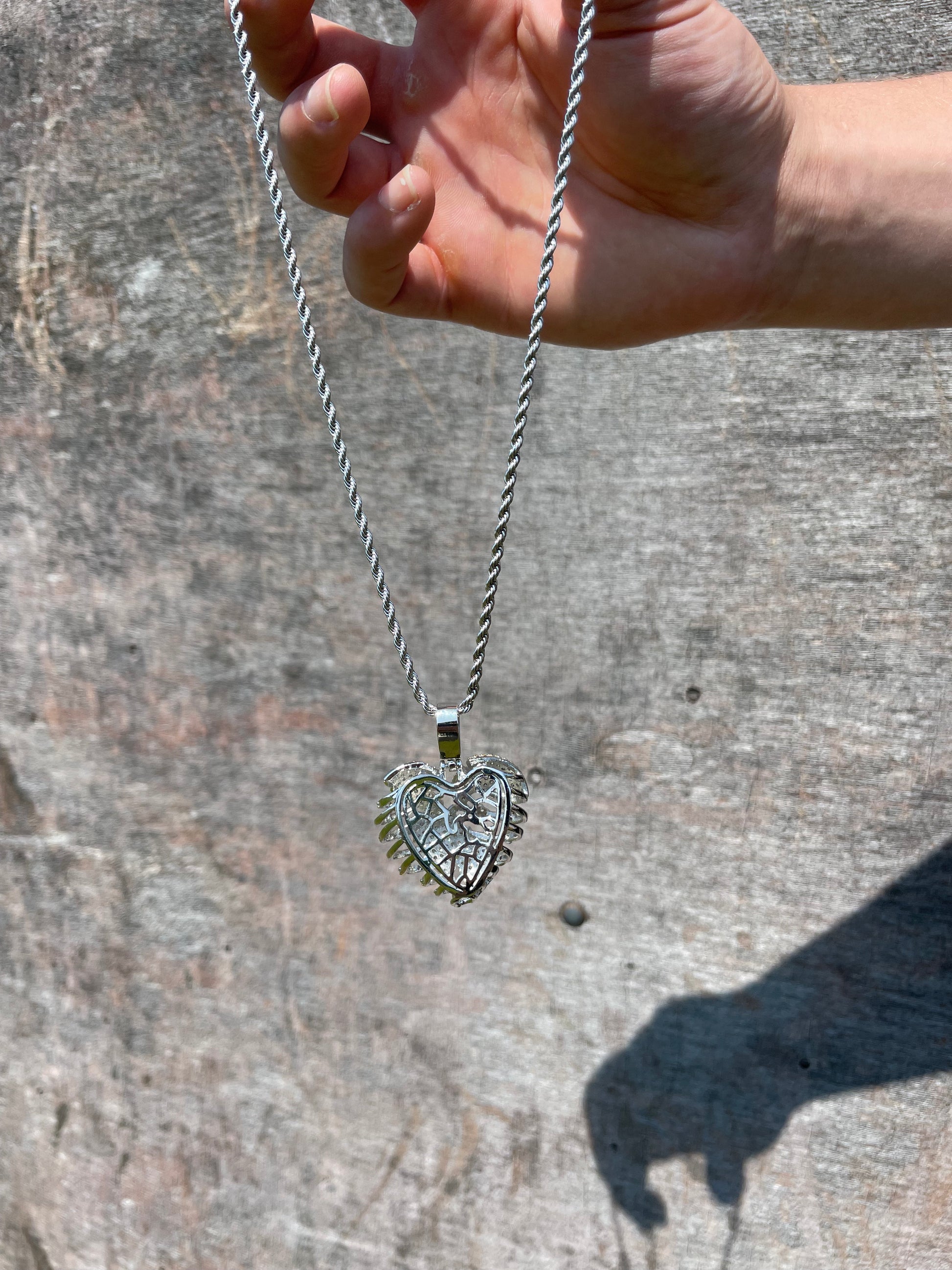 Skeleton Heart Pendant - Sixteenx Jewelry