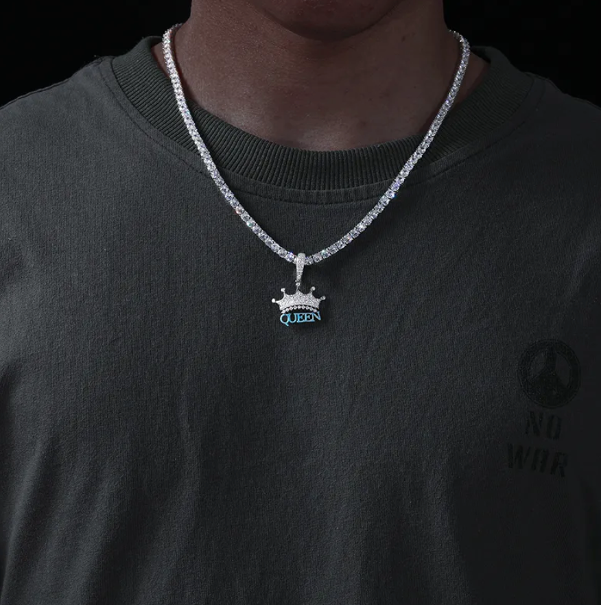 Moissanite Queen Pendant
